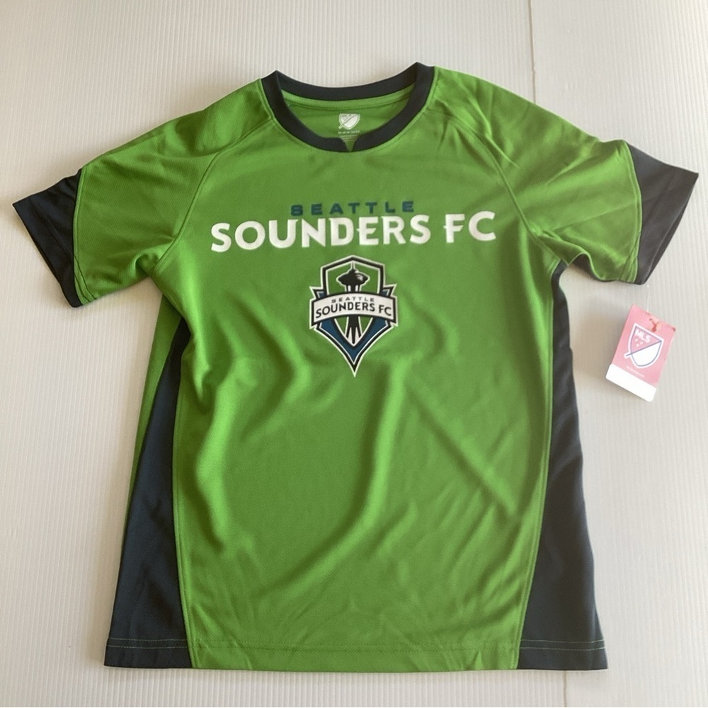 MLS Seattle Sounders FC Youth Soccer Jersey NWT - Size Youth Medium (10-12)